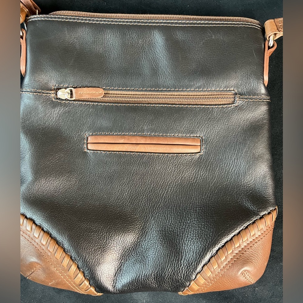 Ili black leather crossbody with brown leather detailing. - Picture 9 of 13